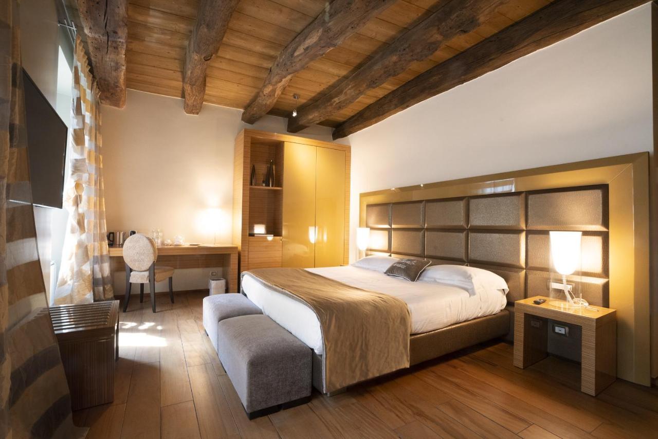 Il Borgo - 1711 Luxury Guest House Arlate Ngoại thất bức ảnh