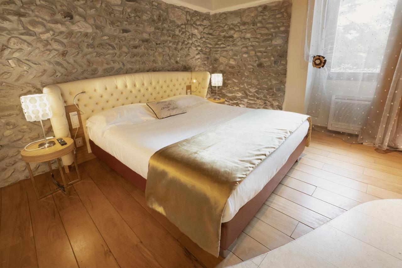 Il Borgo - 1711 Luxury Guest House Arlate Ngoại thất bức ảnh