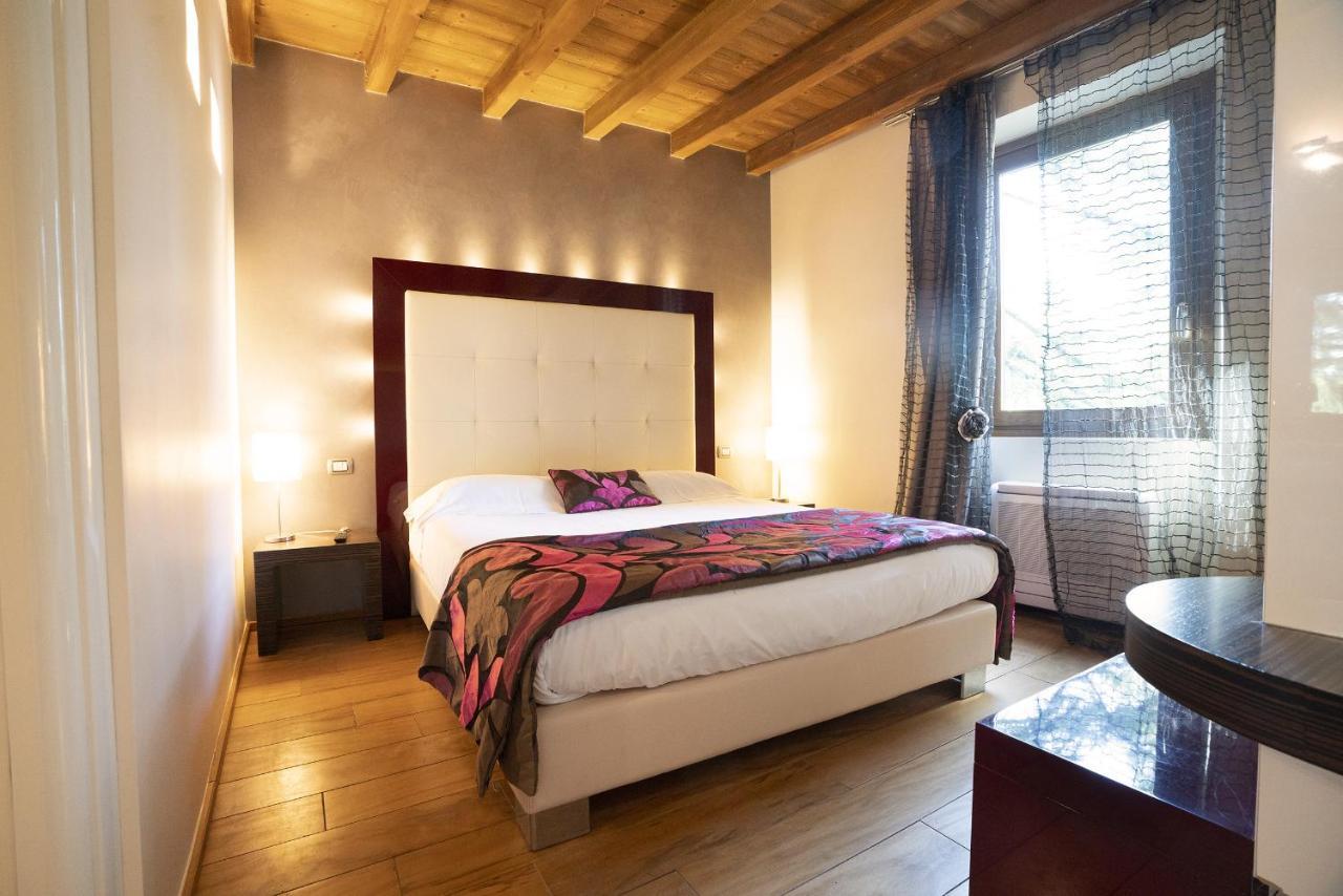 Il Borgo - 1711 Luxury Guest House Arlate Ngoại thất bức ảnh