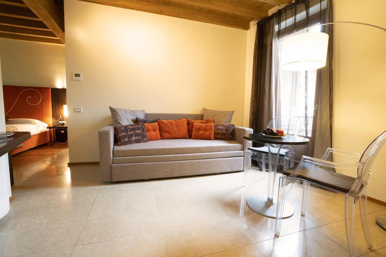Il Borgo - 1711 Luxury Guest House Arlate Ngoại thất bức ảnh