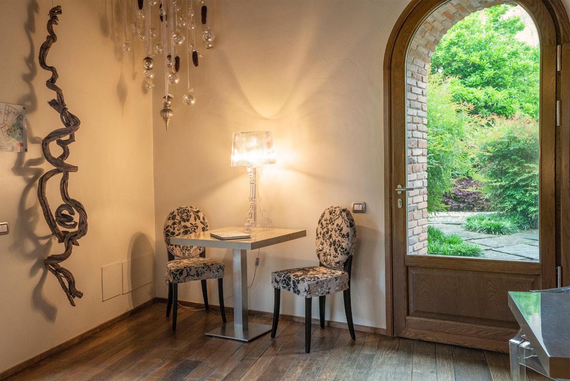 Il Borgo - 1711 Luxury Guest House Arlate Ngoại thất bức ảnh
