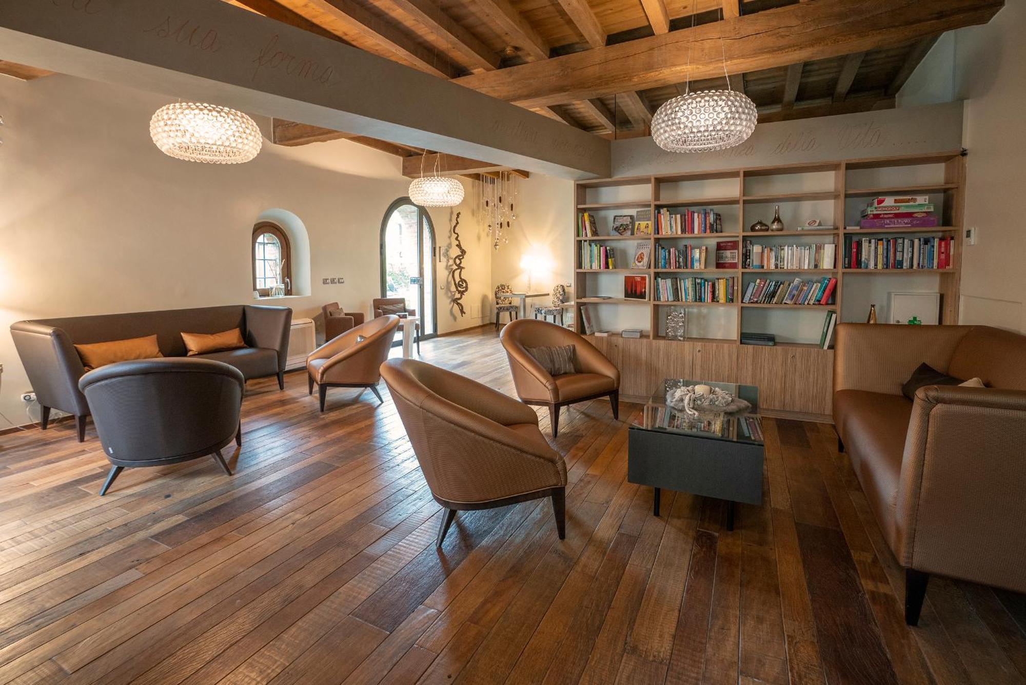 Il Borgo - 1711 Luxury Guest House Arlate Ngoại thất bức ảnh