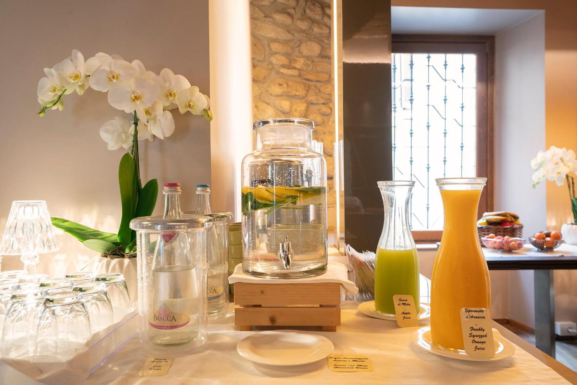 Il Borgo - 1711 Luxury Guest House Arlate Ngoại thất bức ảnh